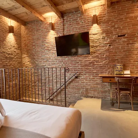 Emme Loft I Flower Moon - Boutique Loft With Jacuzzi-3